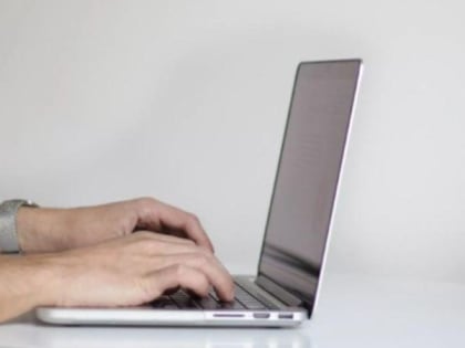 Белгородцы продолжили пользоваться электронными услугами Росреестра