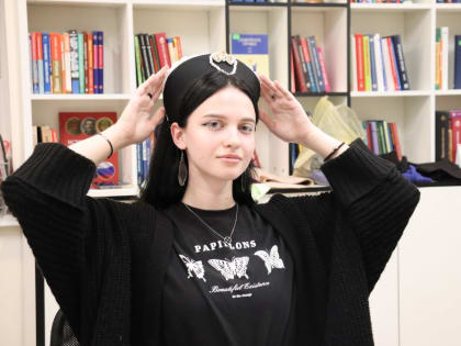 «Девушка в кокошнике – русская краса!»