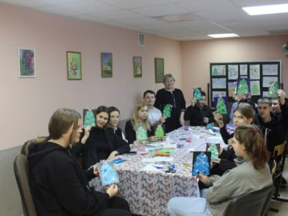 Мастер-класс «Зимние истории» прошёл в ЦКР села Бобровы Дворы Губкинского горокруга