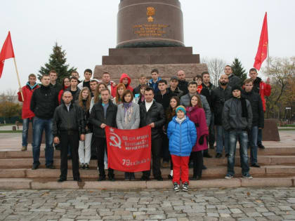 «Молодая Гвардия» снова в школьной программе