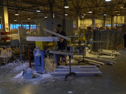 В Белгороде продолжают восстанавливать повреждённые после обстрелов жилые помещения