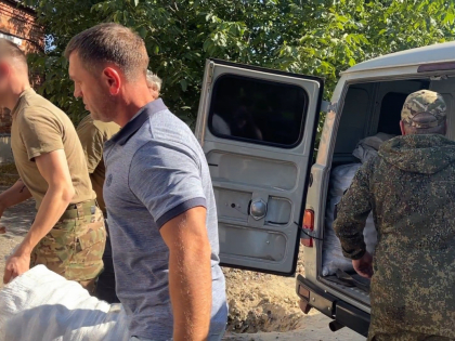 Губкинцы продолжают помогать фронту