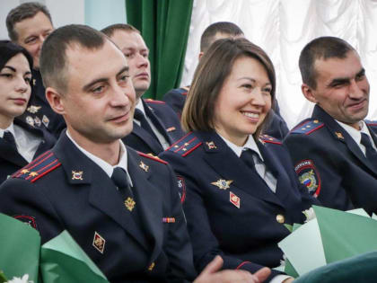 Белгородские сотрудники органов внутренних дел РФ получили заслуженные награды