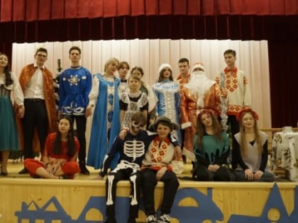 Школьники и воспитанники детских садов Ракитянского района активно проводят новогодние праздники