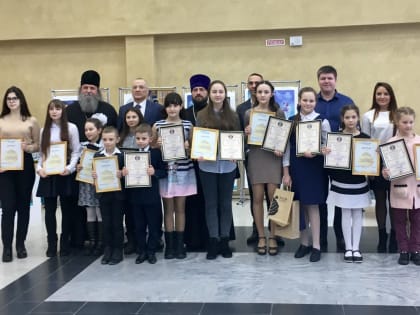 В Белгороде отметили День православной молодёжи