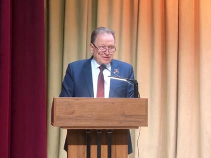 Глава администрации округа Алексей Дыбов отчитался перед депутатами о результатах деятельности администрации в 2022 году