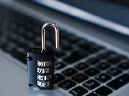 Мошенники придумали новый способ обмана владельцев банковских карт