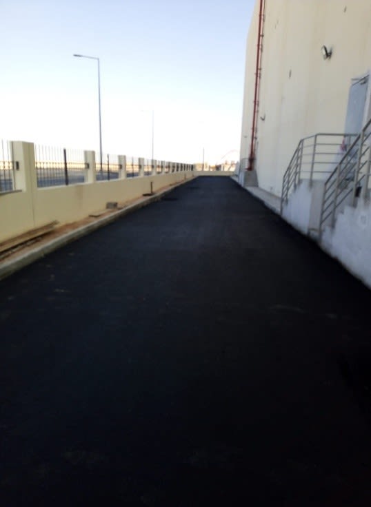 Commercial Complex - Image 1