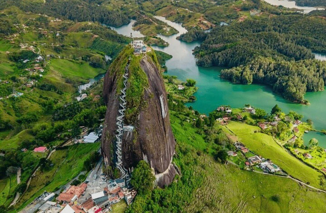 tour piedra del peñol y guatape