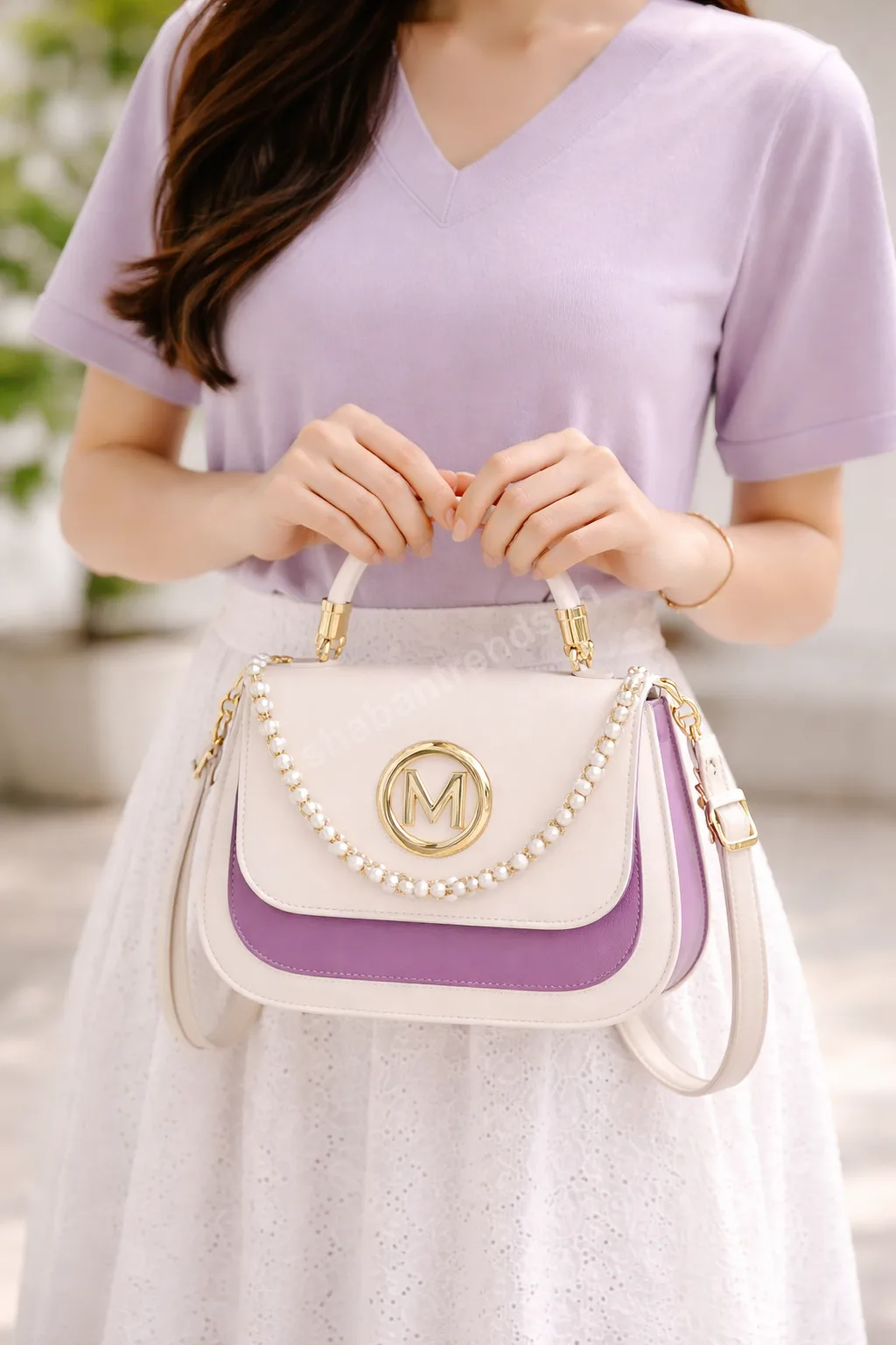Elegant Women White Bow Handbag with Gold Chain & Top Handle Sling Bag