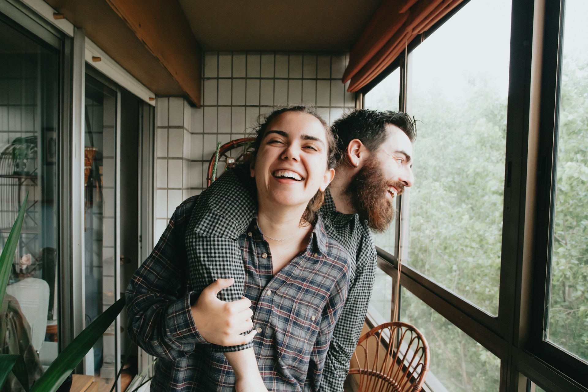 How the ultra-wealthy navigate romance differently from everyone else.
