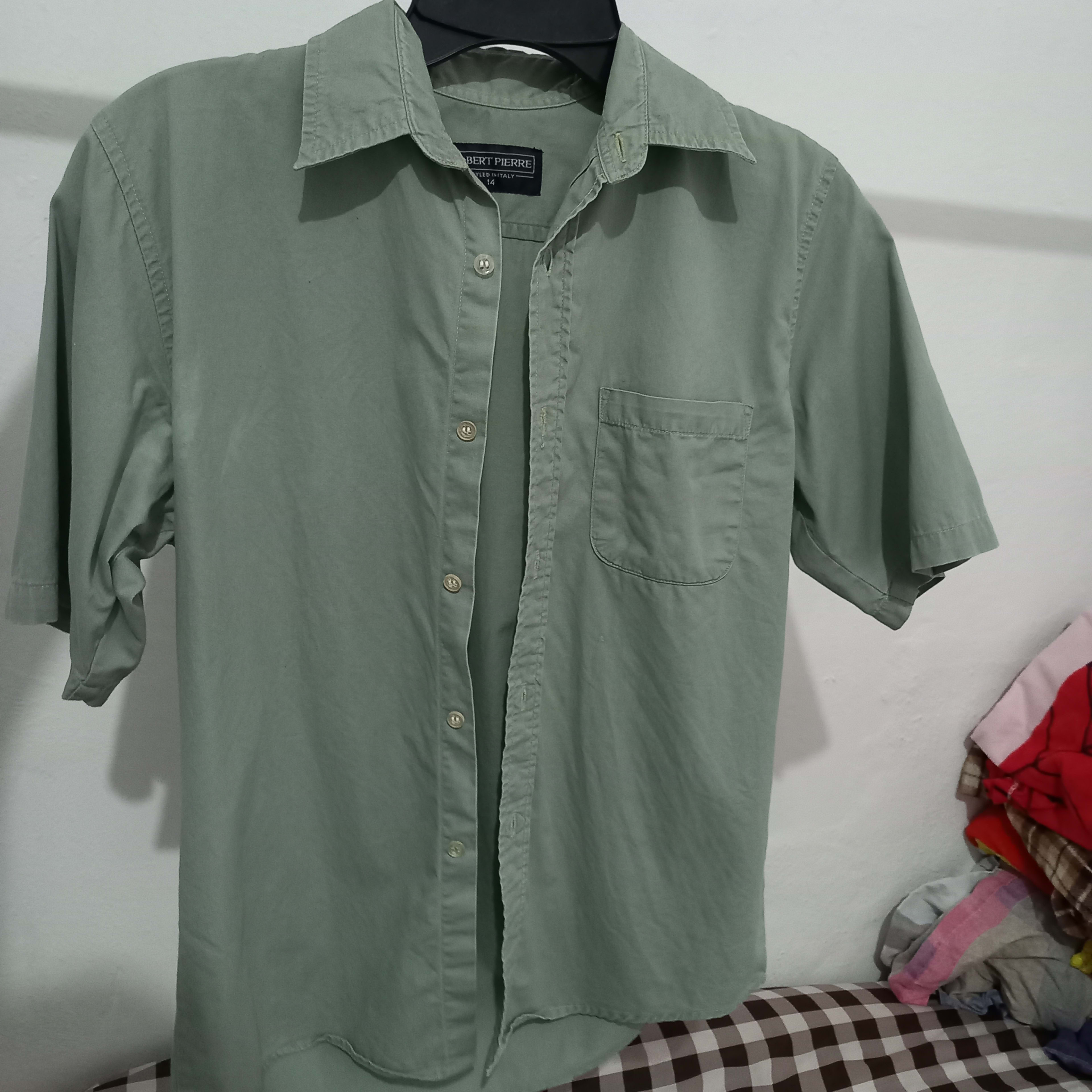 Camisa de Hombre Manga Corta Color Verde Militar