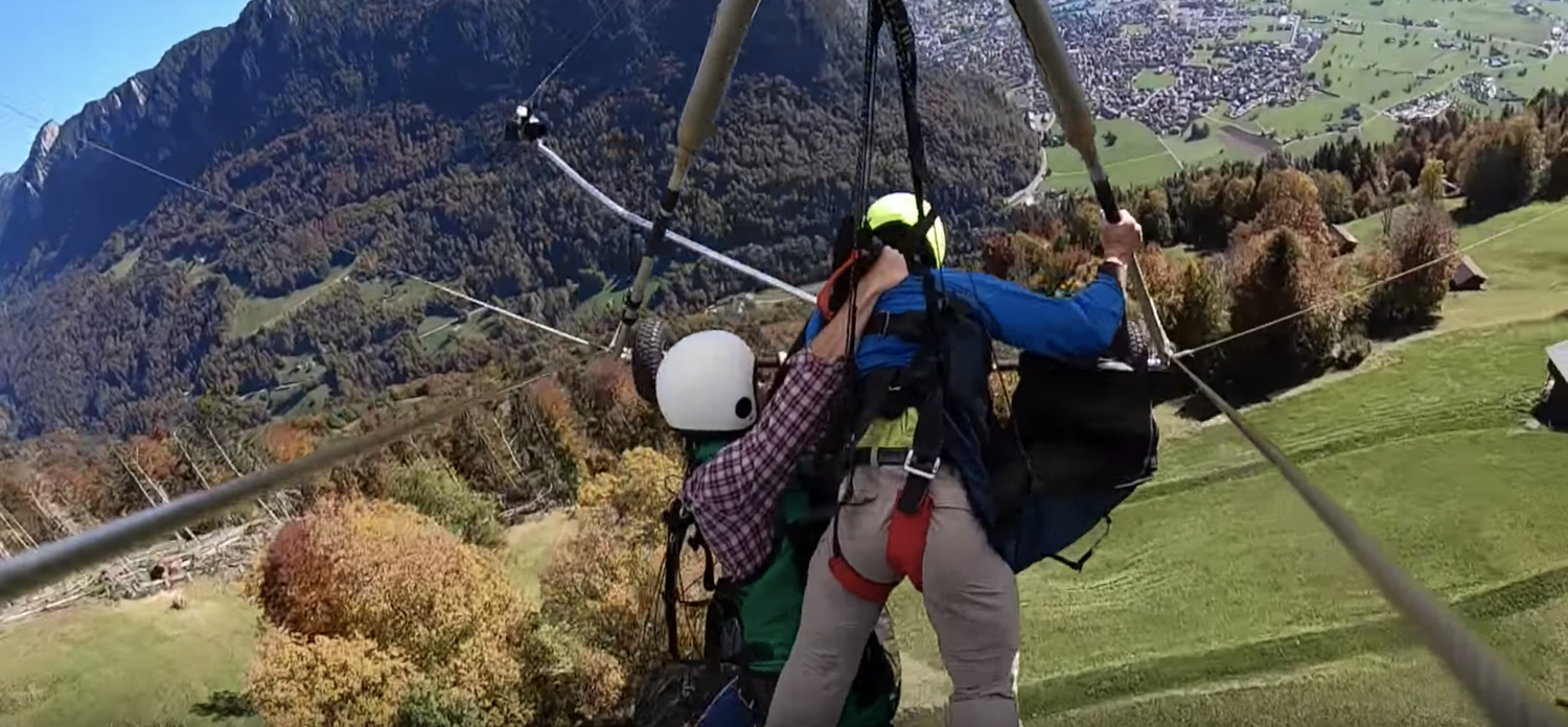 Hangglider hanging on.png