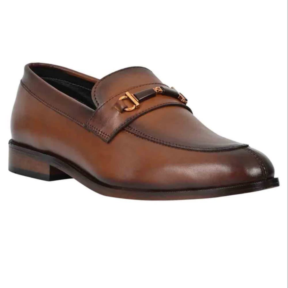 Men Solid Formal Loafers
