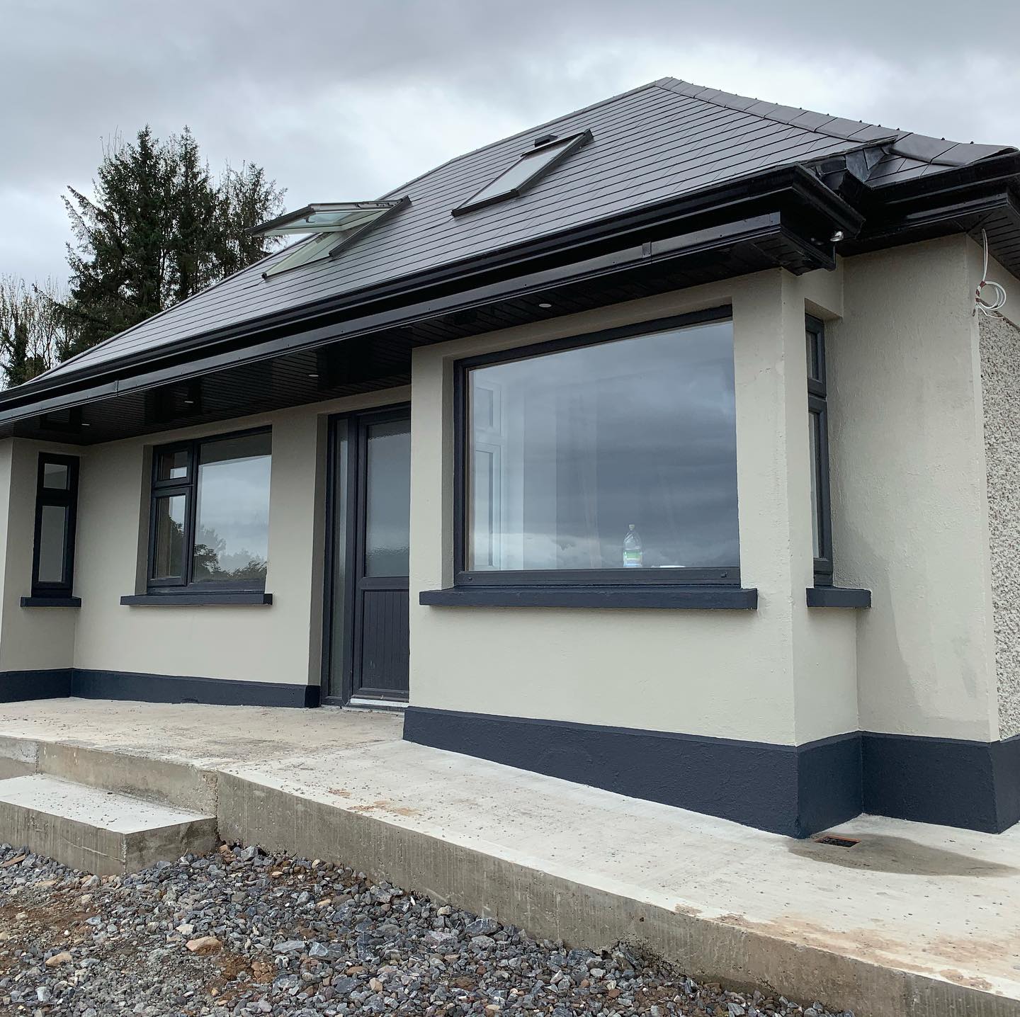 A nail salon after being newly renovated by Mansfield Construction