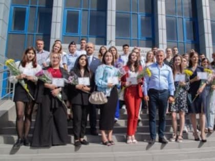 50 крымских студентов получили стипендию Государственного совета