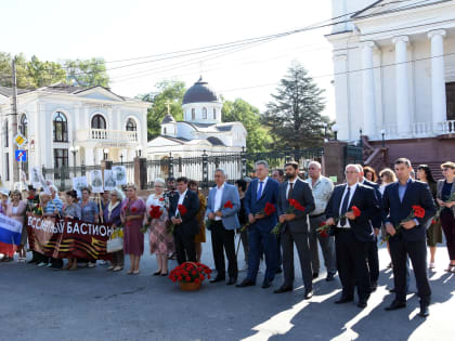 В память о воинах, павших в Крымской войне