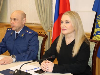 Предприниматели пожаловались прокурору Крыма на работу районных администраций