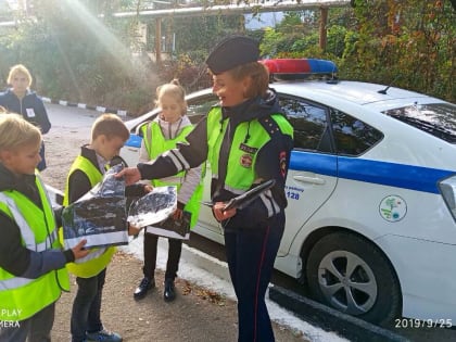 В Симферопольском районе ГИБДД, «Родительский патруль» и ЮИДовцы призывают родителей дошколят соблюдать ПДД