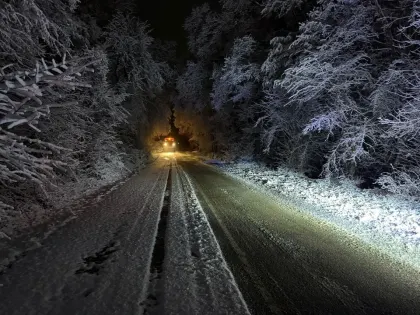За ночь в Крыму обработали почти 4 тысячи километров дорог