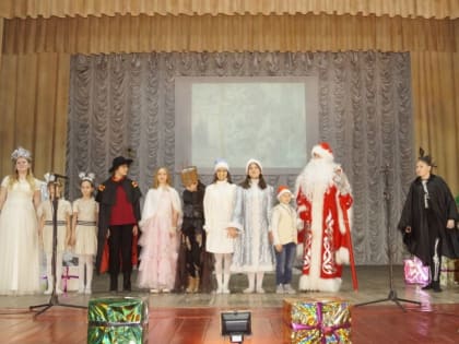 В Советском районе поздравили детей участников СВО с праздниками