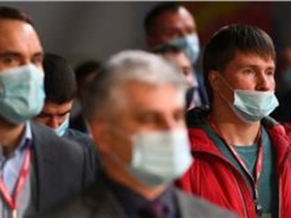 В городских больницах ввели масочный режим