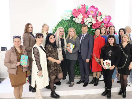 В Ялте поздравили многодетных матерей