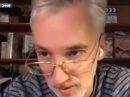 Продюсер Лопатёнок считает, что Запад потребляет собственную пропаганду, которую создали с помощью Зеленского