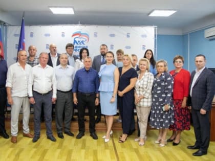 Владимир Константинов поблагодарил крымских медиков за помощь фронту