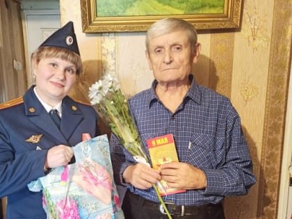 Сотрудники ИК-1 поздравили детей войны с наступающим праздником 9 Мая