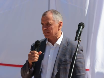 В Научном открыли памятник астрономам