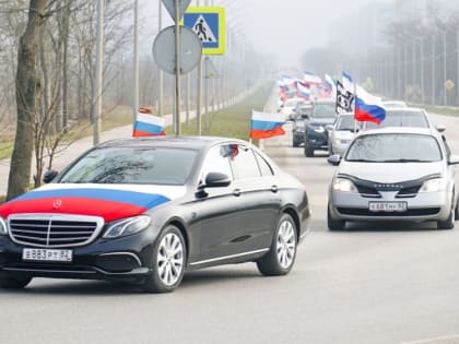 В Евпатории прошел автопробег в память о герое СВО Александре Патрашку