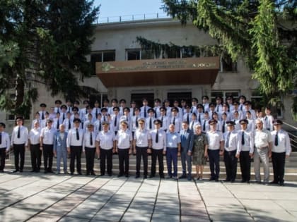 Выпускникам Крымского филиала Краснодарского университета МВД России вручили дипломы