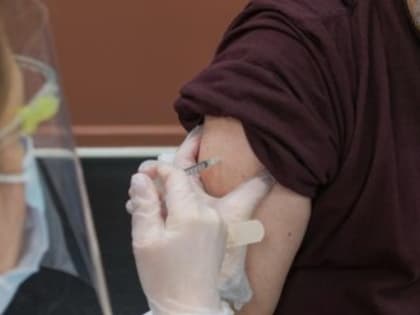 Более 40% работодателей в Крыму организовали вакцинацию от гриппа