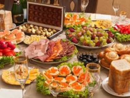 В Роспотребнадзоре рассказали, как не отравиться в период праздников