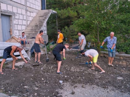 Жители Гаспры активно участвуют в обустройстве парковки