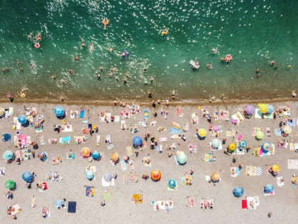 В Большой Ялте возобновляется работа части закрытых ранее пляжей