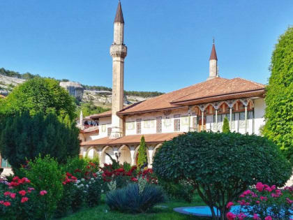 Ханский дворец откроют для туристов, несмотря на ремонт