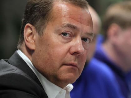 Запрос на субмарины: Медведе жестко оценил новые "хотелки" Киева