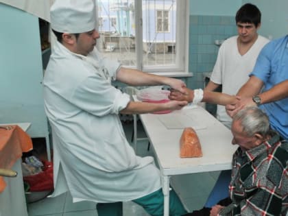 Учиться рад, да негде