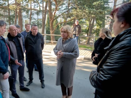 Янина Павленко встретилась с жителями улицы Весенняя