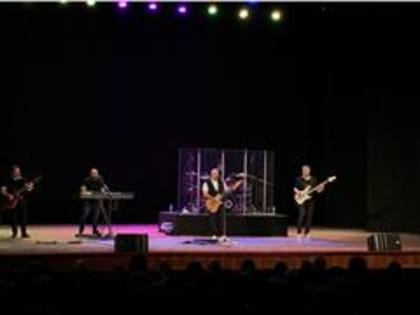 Керчане смеялись, плакали и танцевали на концерте Сергея Трофимова (видео)