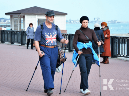 Крымский врач посоветовал начинать путь к ЗОЖ с 40-минутных прогулок на свежем воздухе