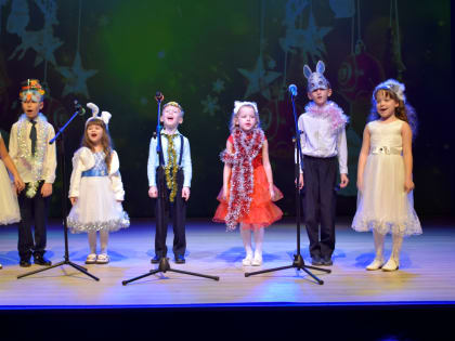 Праздничный концерт — новогодний подарок черноморцам