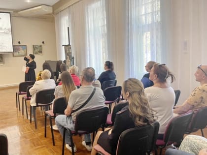 В Евпатории сотрудники УИИ совместно с подучетными лицами посетили музей