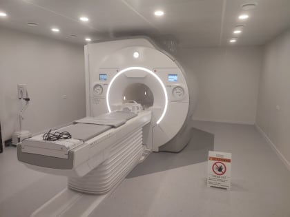 В симферопольской больнице №7 начал работать модульный кабинет МРТ