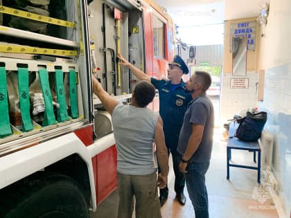 Обучение добровольцев - залог успешной и слаженной работы на пожаре!