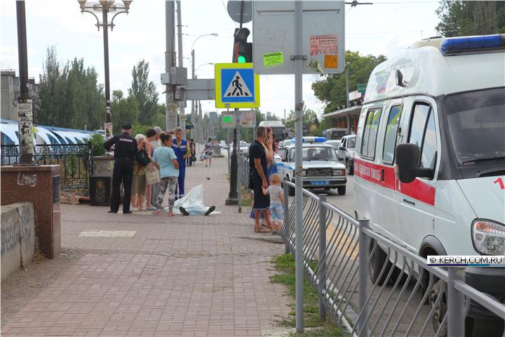 Номер автовокзал керчь. Автовокзал Керчь. Керчь автовокзал на Центральном рынке. Автовокзал Керчь 2011 года. Автовокзал в Керчи фото.