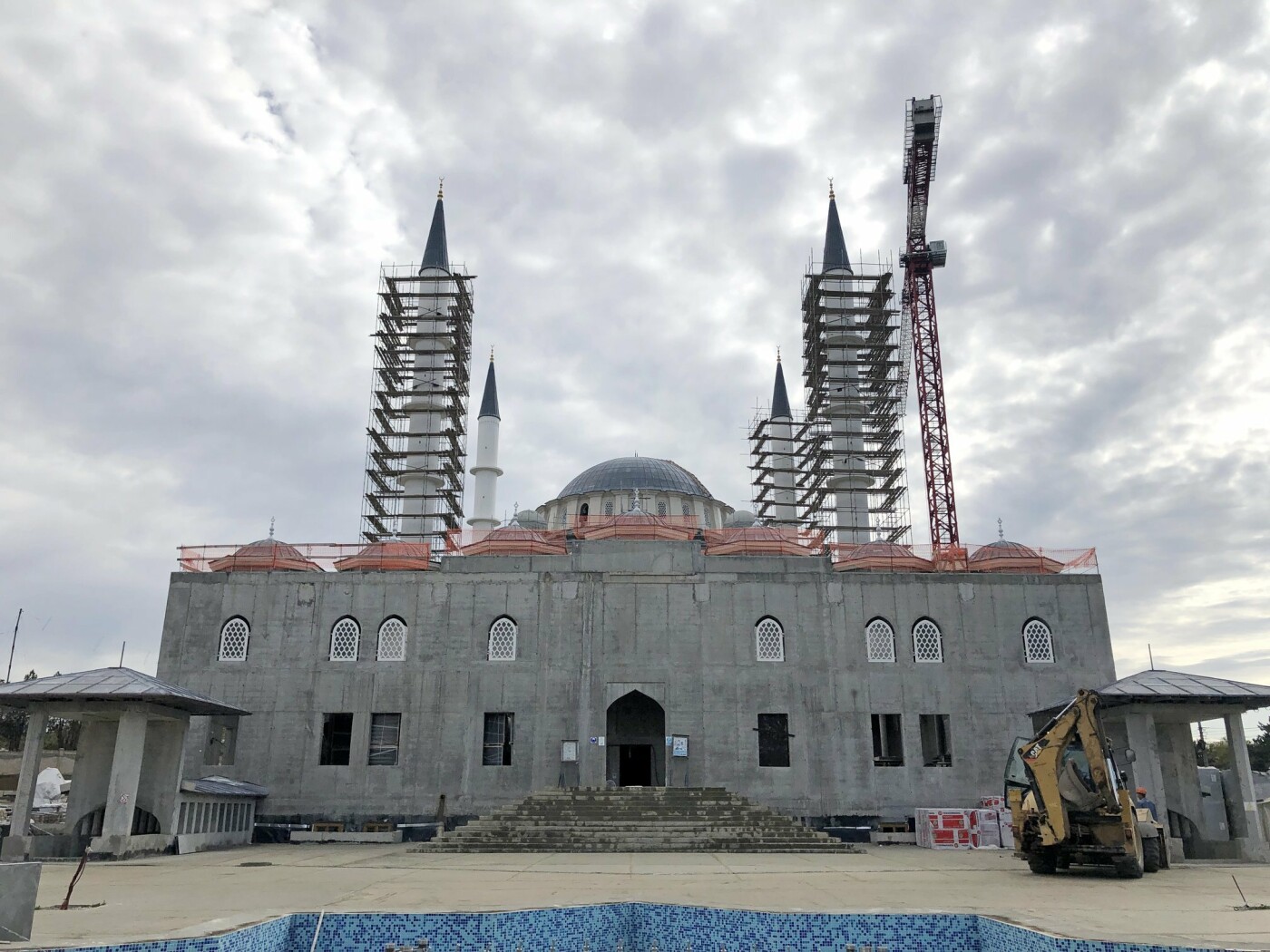 Мечеть в симферополе. Соборная мечеть в Крыму. Новая мечеть в Симферополе на Ялтинской. Стройка мечети в Симферополе. Проект Соборной мечети в Симферополе.