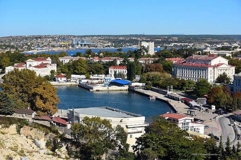 Погода севастополь днем. Севастополь центр города. Ялта. Ялту.